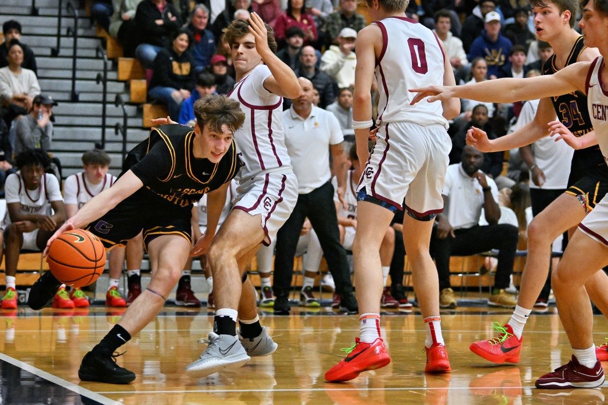 Central Catholic Cascade Christian boys basketball Les Schwab Invitational December 26 2023 Leon Neuschwander 14